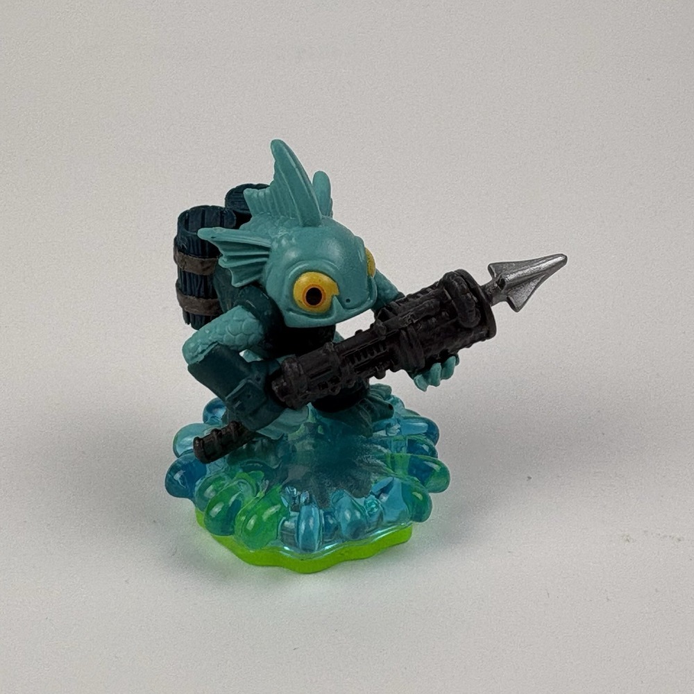 Skylanders Spyro's Adventure Character Figure: GILL GRUNT (Green Base)